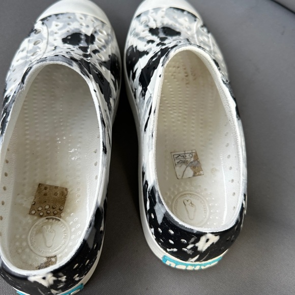 Native w9 m7 brand size  brand perfect condition white gray - Picture 5 of 7